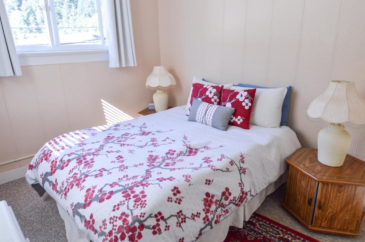 Brown & Hawkins Historical Apartments Seward Ngoại thất bức ảnh