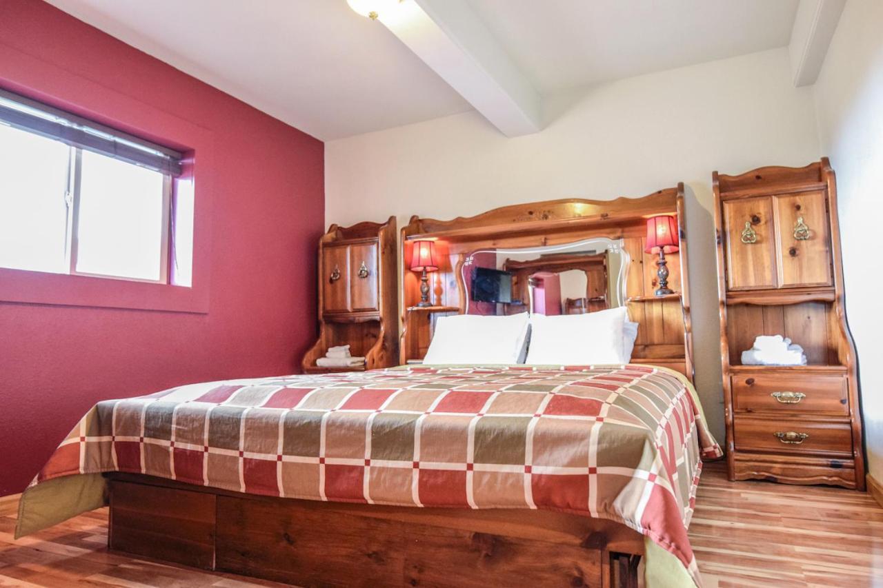 Brown & Hawkins Historical Apartments Seward Ngoại thất bức ảnh