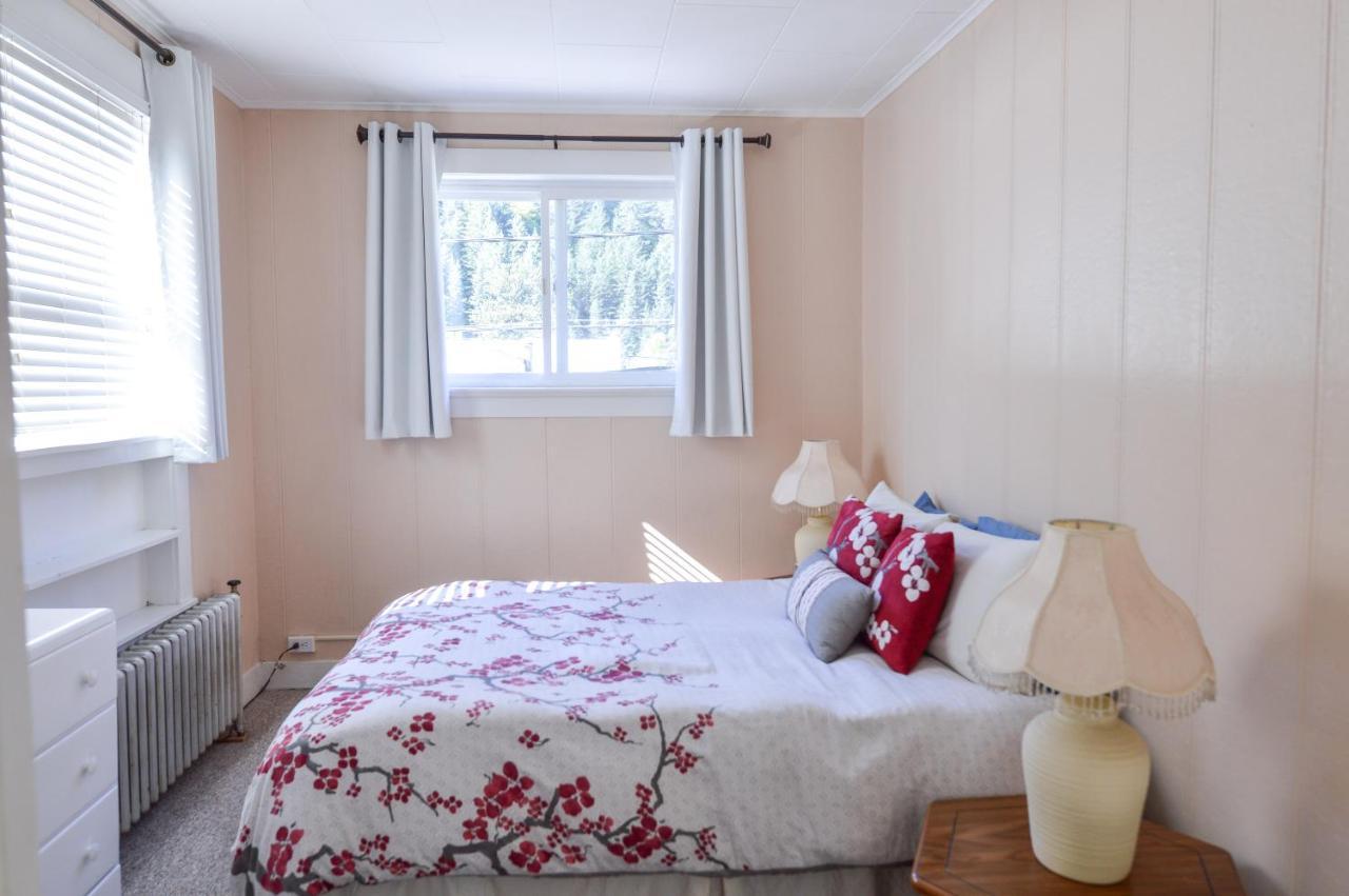 Brown & Hawkins Historical Apartments Seward Ngoại thất bức ảnh