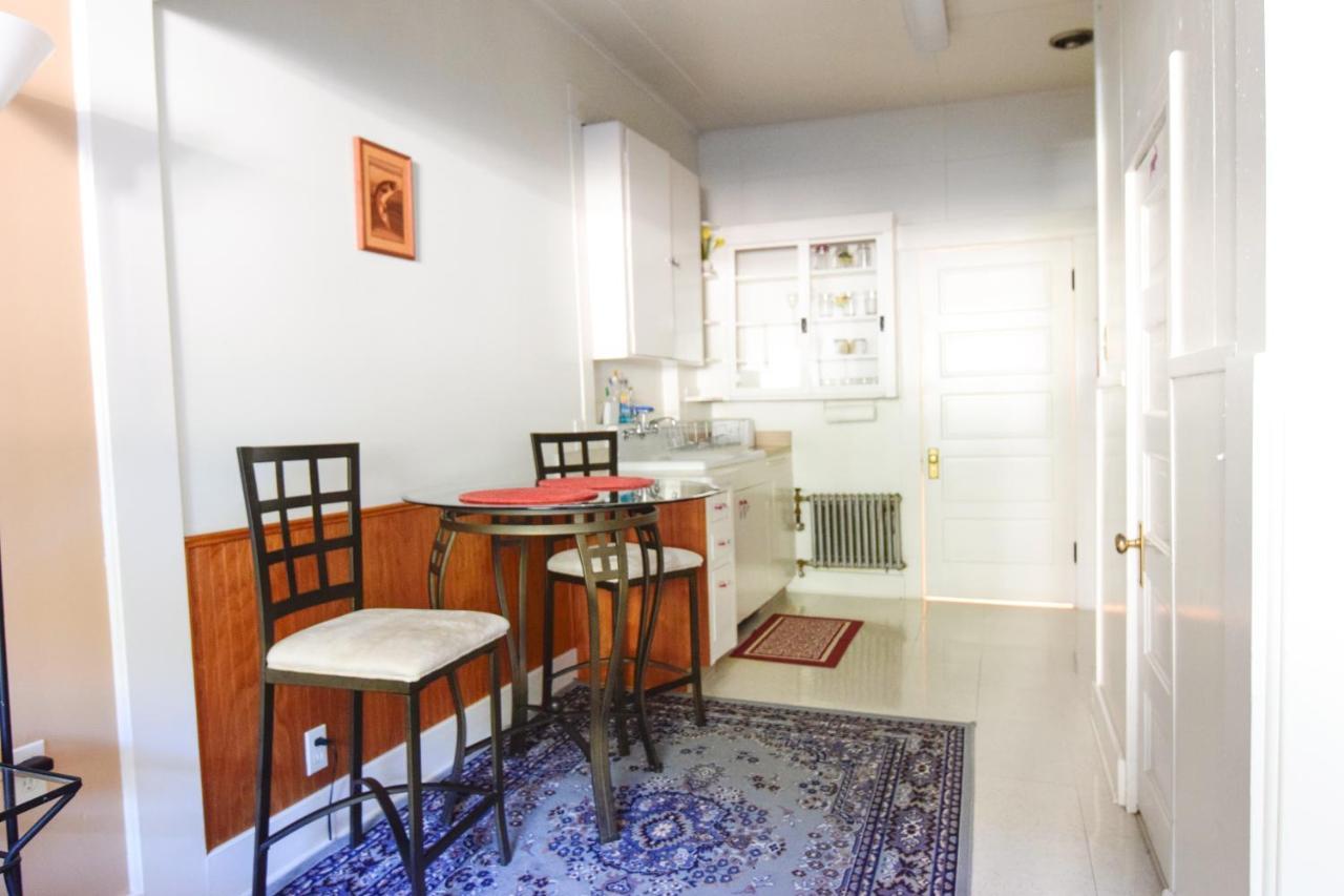 Brown & Hawkins Historical Apartments Seward Ngoại thất bức ảnh